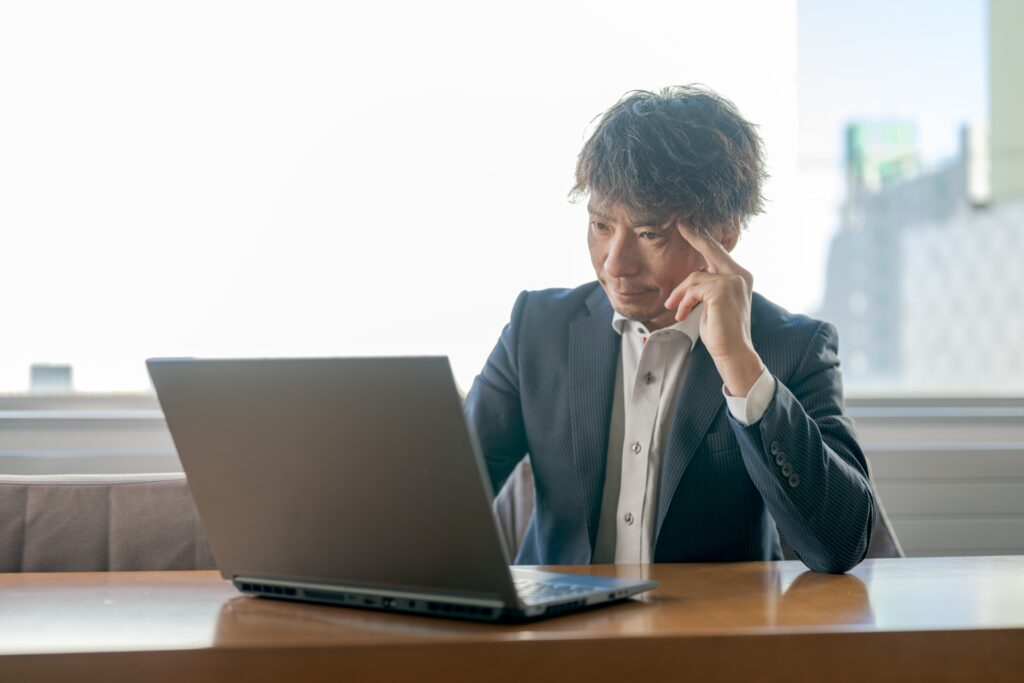 苦しいときは思考の枠にとらわれているとき